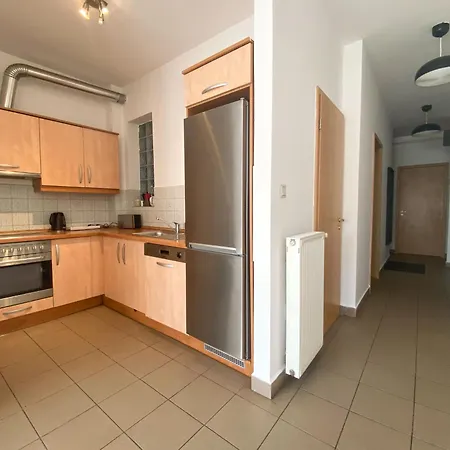 2 Bedroom Spacious Flat Near Opera, Andrassy Bld Apartament Budapeszt