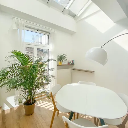 شقة 2 Bedroom Spacious Flat Near Opera, Andrassy Bld بودابست