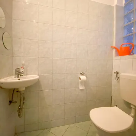 Apartament 2 Bedroom Spacious Flat Near Opera, Andrassy Bld *